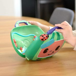 Bộ Đồ Chơi Bác Sĩ CoComelon Có Nhạc – Musical Checkup Case Chính Hãng